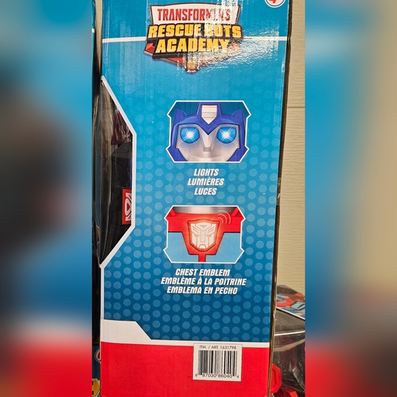 NEW Transformers Rescue Bots Academy Remote Control "Optimus Prime" - Picture 4 of 4